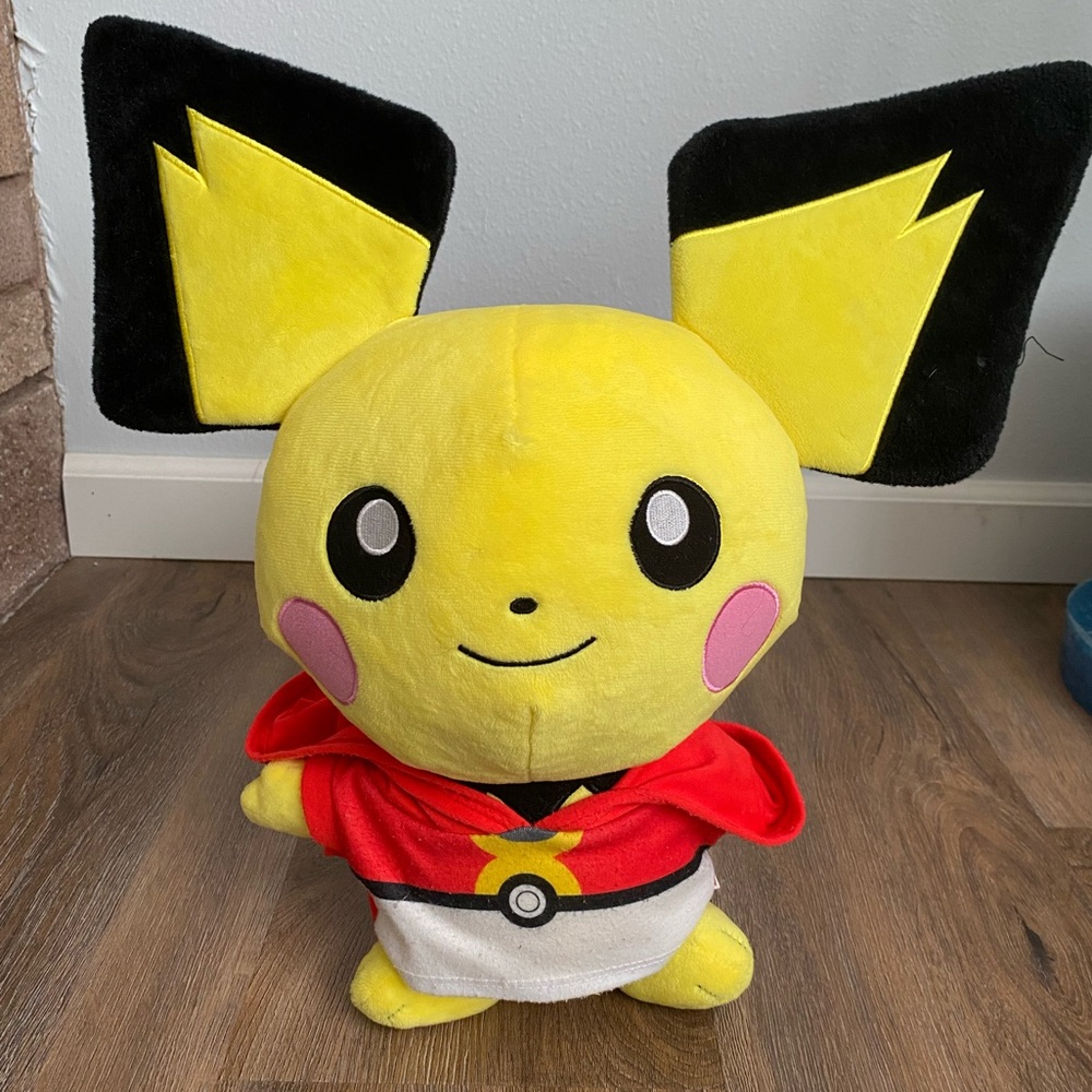 ☘️Build-a-bear Pichu Plush, with hooded shirt